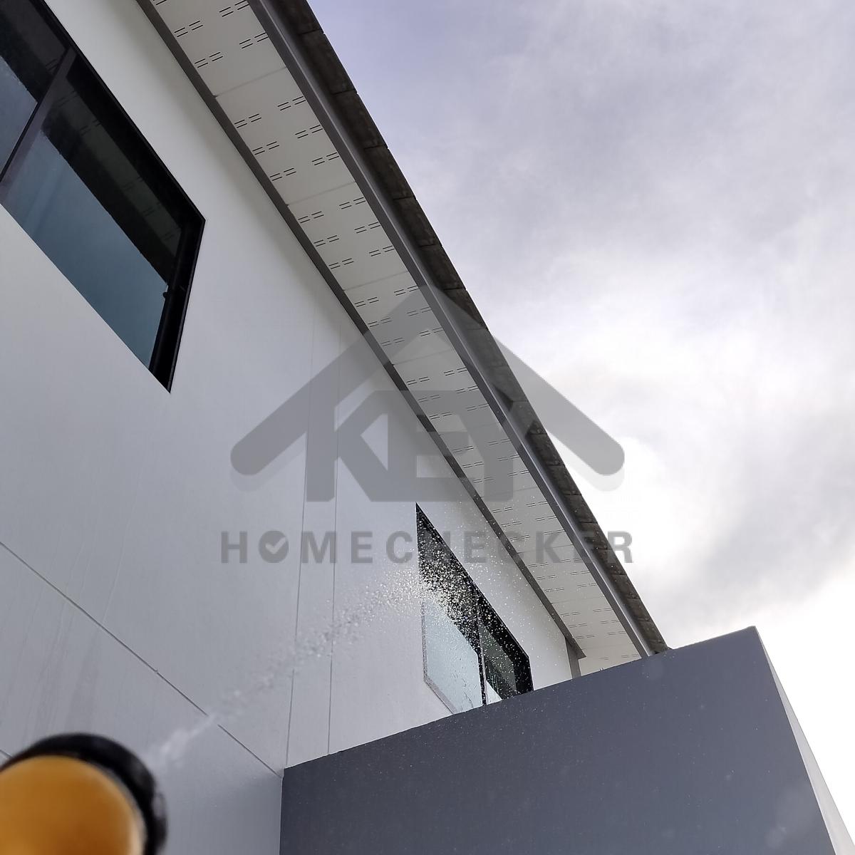 งานเทสน้ำ ประตูหน้าต่าง