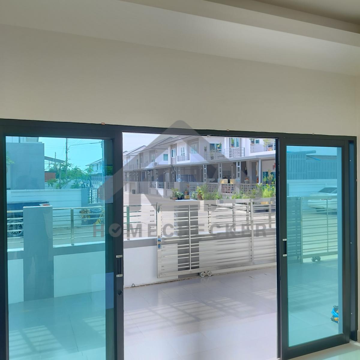 งานห้องโถง ห้องนั่งเล่น