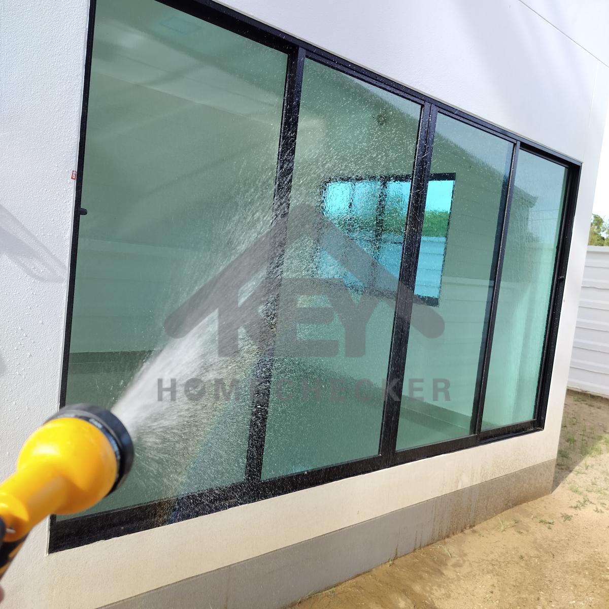 งานเทสน้ำ ประตูหน้าต่าง