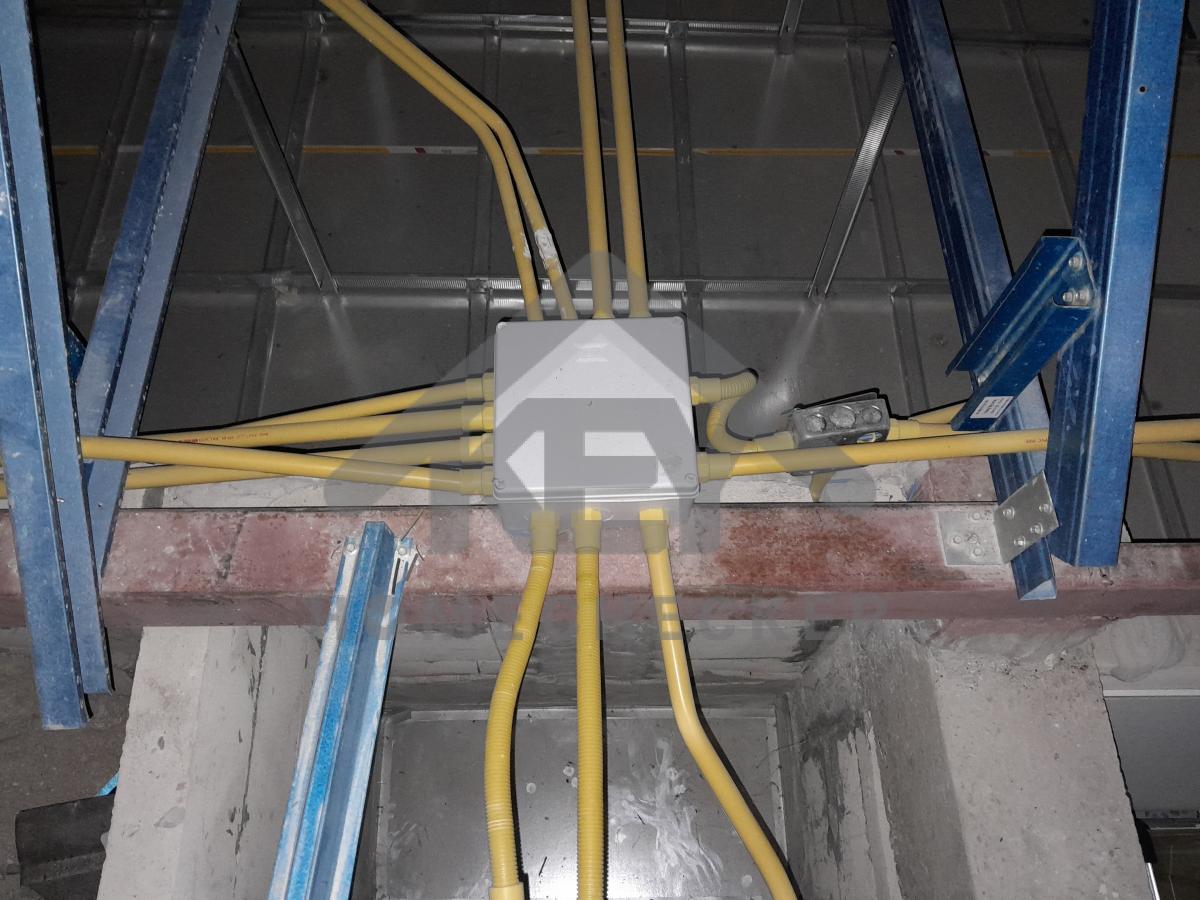 งานฝ้าชายคาและโครงฝ้า