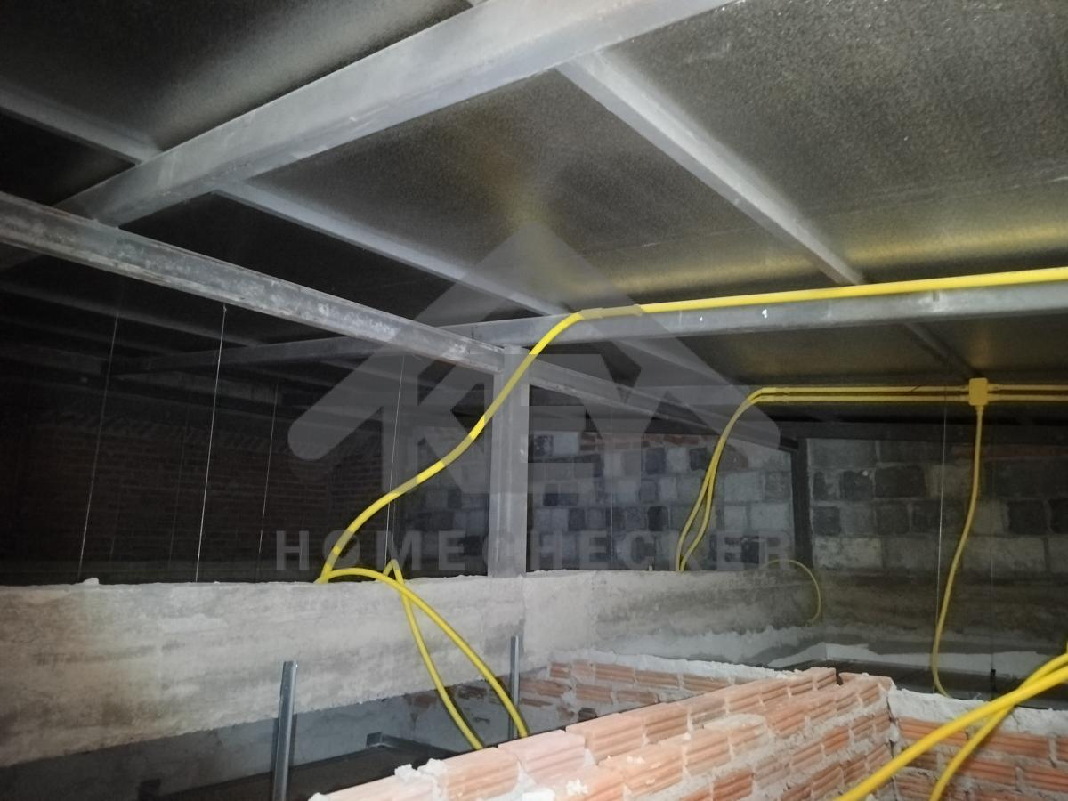 งานฝ้าชายคาและโครงฝ้า