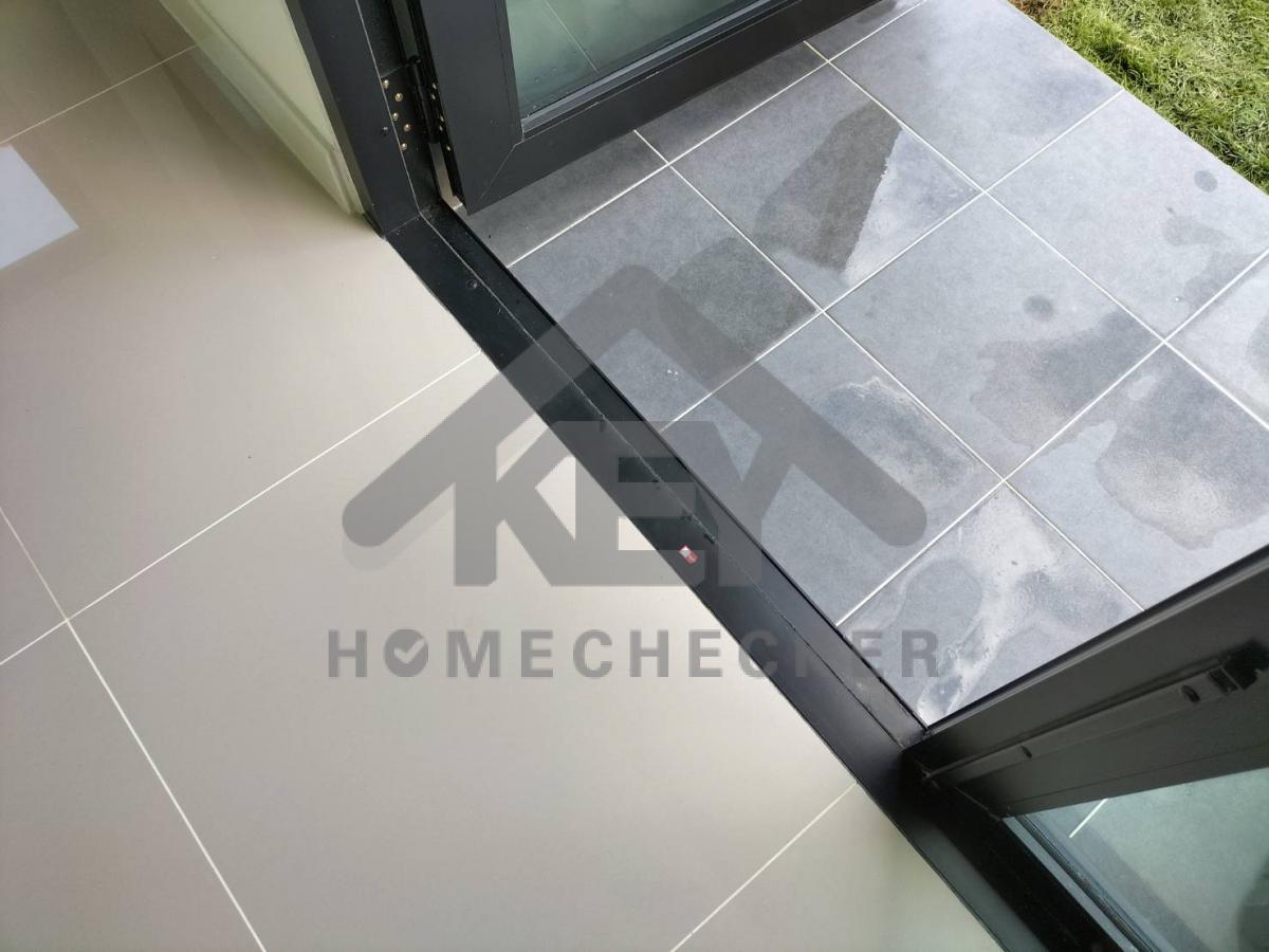 งานห้องโถง ห้องนั่งเล่น