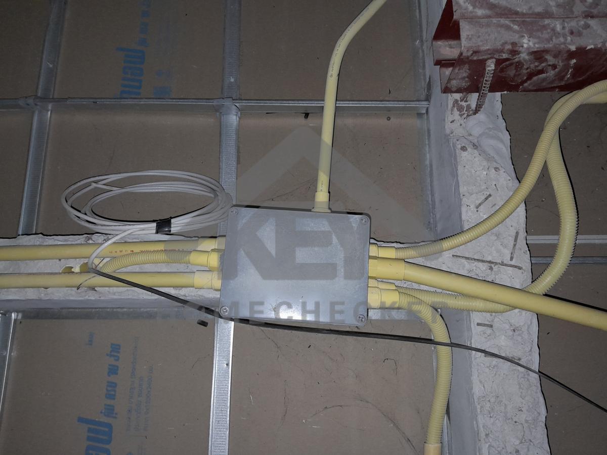 งานฝ้าชายคาและโครงฝ้า