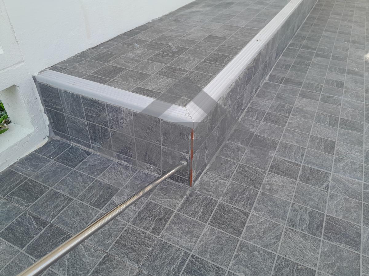 งานภูมิทัศน์และพื้นที่ภายนอกบ้าน