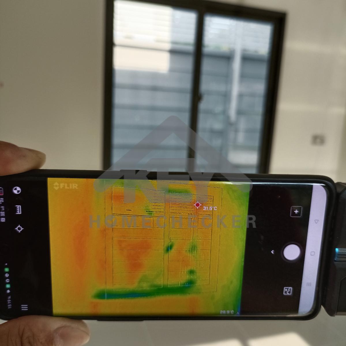 งานเทสน้ำ ประตูหน้าต่าง