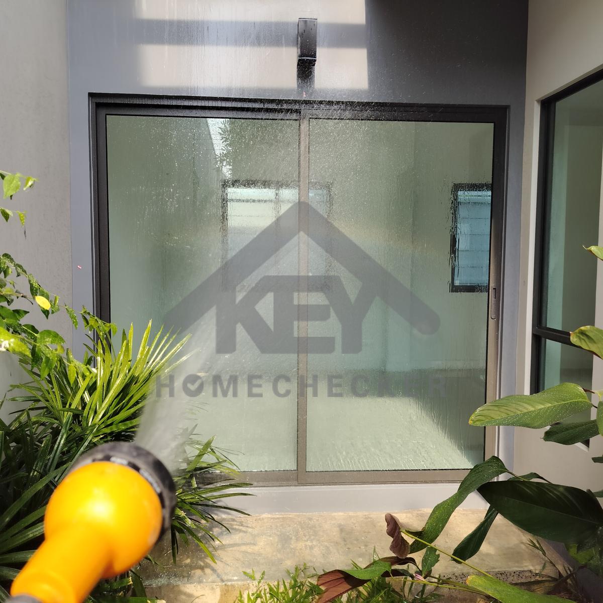 งานเทสน้ำ ประตูหน้าต่าง