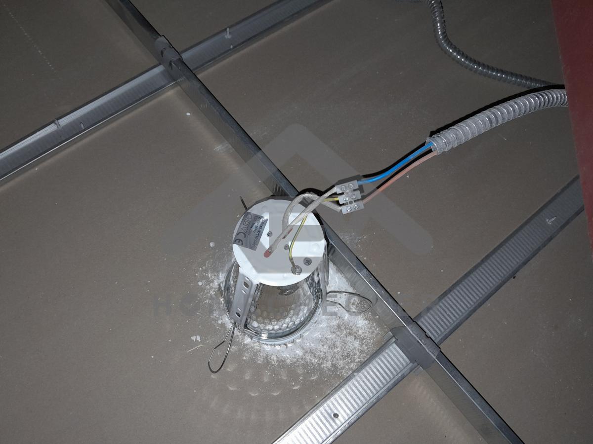 งานฝ้าชายคาและโครงฝ้า