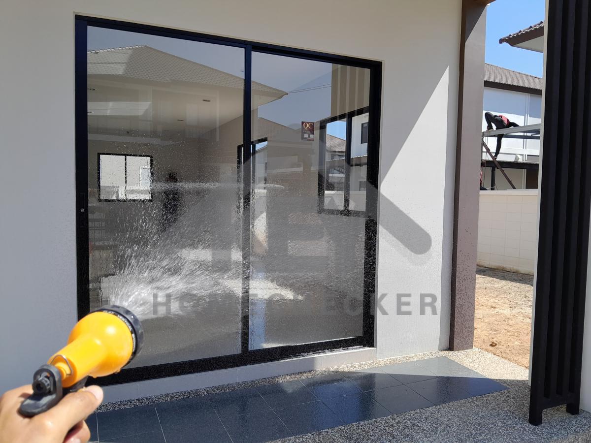 งานเทสน้ำ ประตูหน้าต่าง