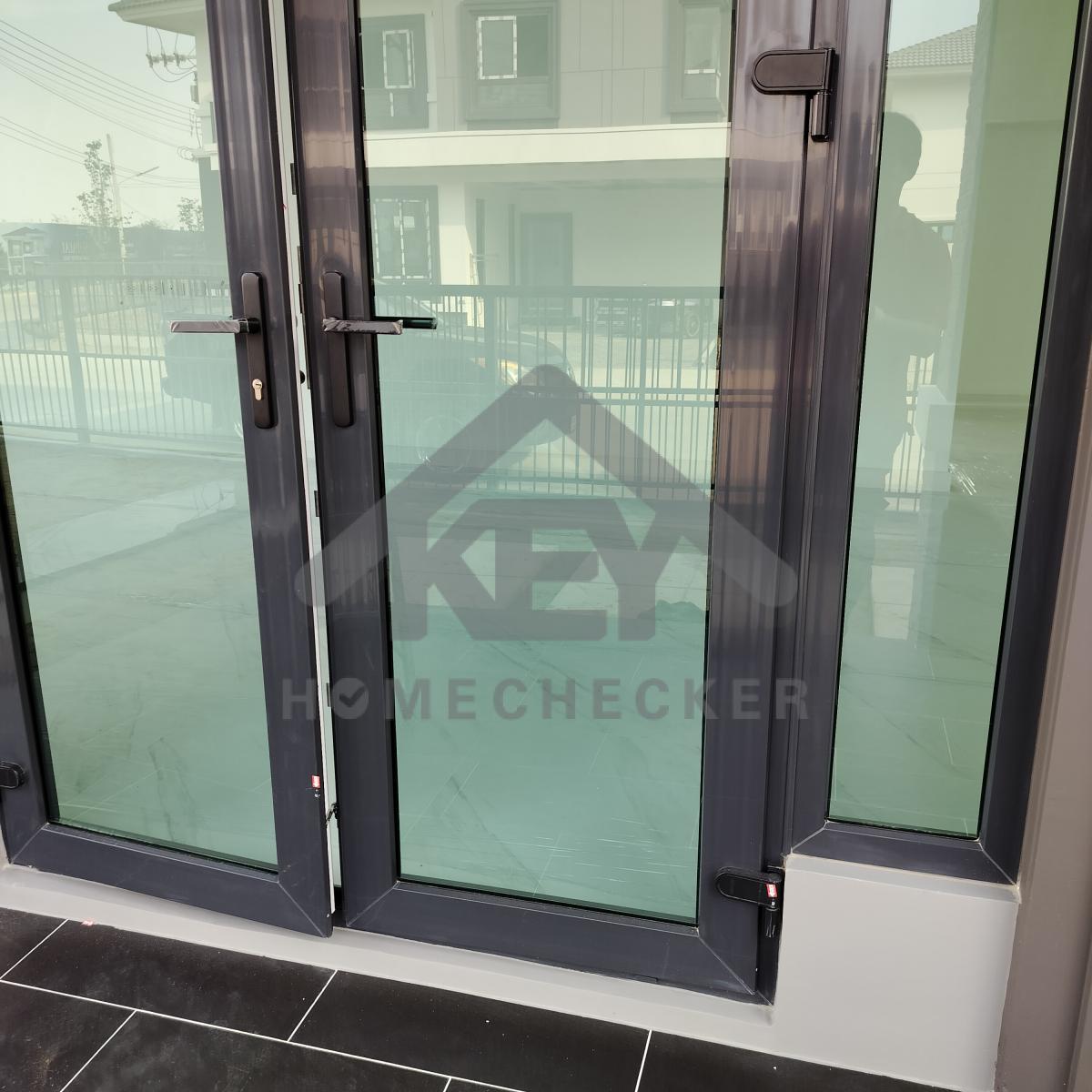 งานห้องโถง ห้องนั่งเล่น