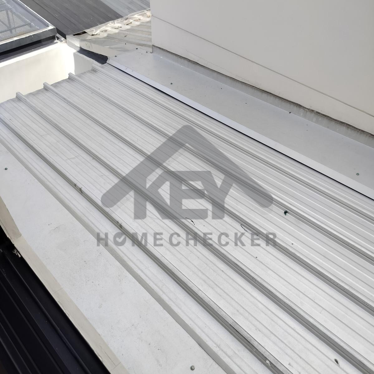 งานตรวจสอบหลังคา