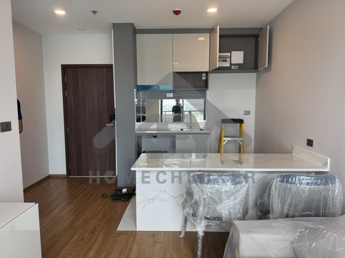 งานห้องโถง ห้องนั่งเล่น