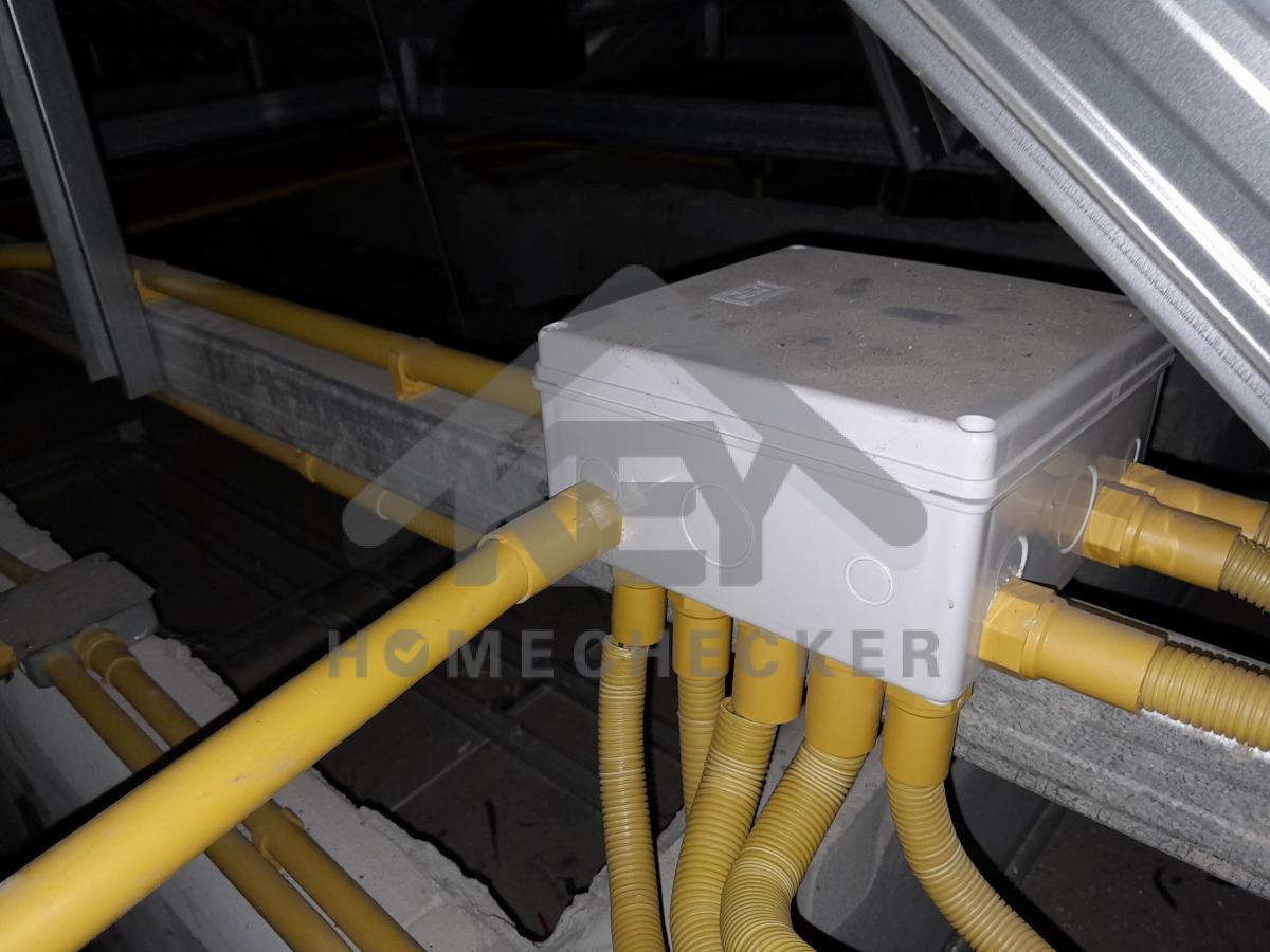 งานฝ้าชายคาและโครงฝ้า