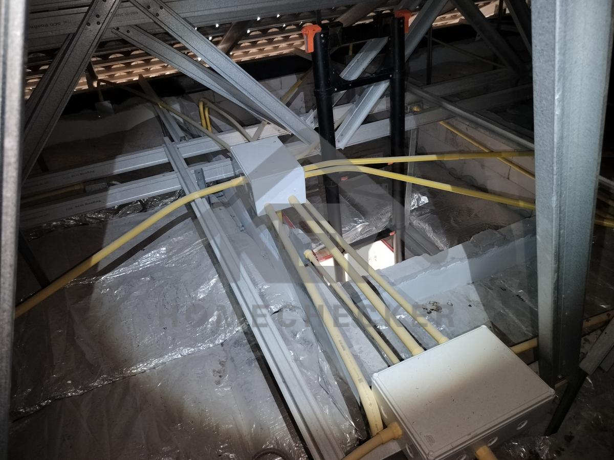 งานฝ้าชายคาและโครงฝ้า