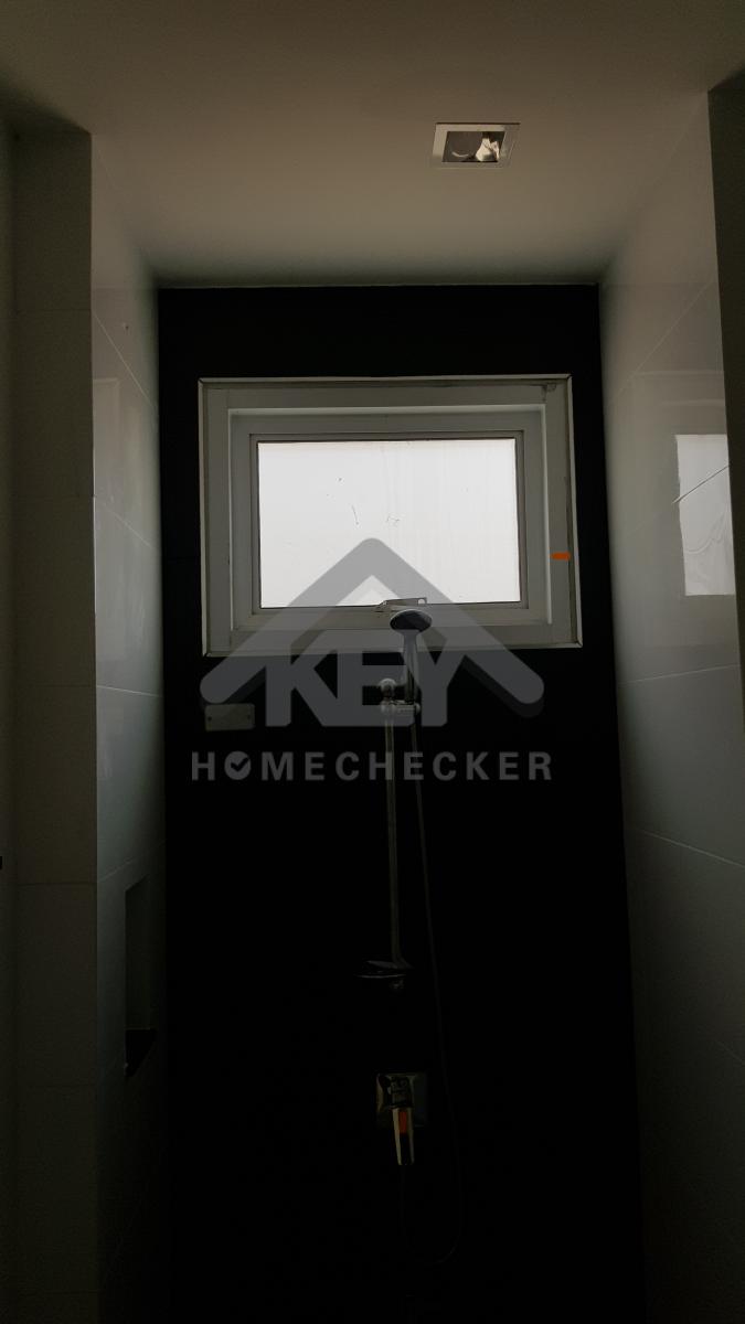 งานเทสน้ำ ประตูหน้าต่าง