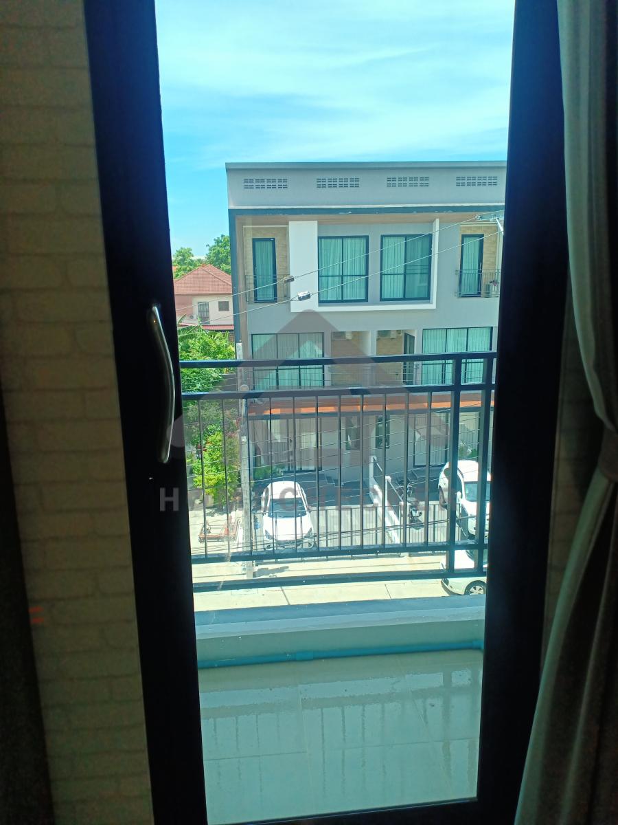 งานเทสน้ำ ประตูหน้าต่าง