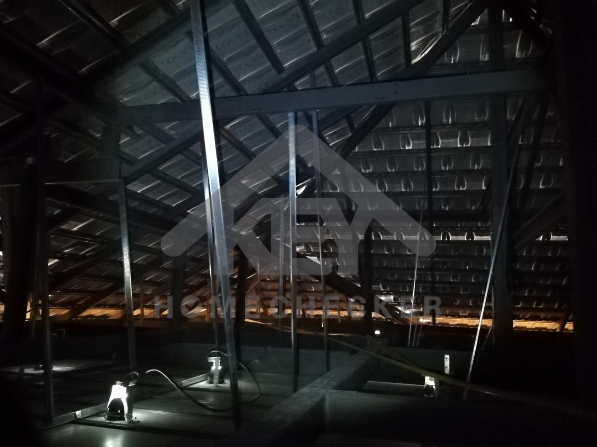 งานตรวจสอบหลังคา