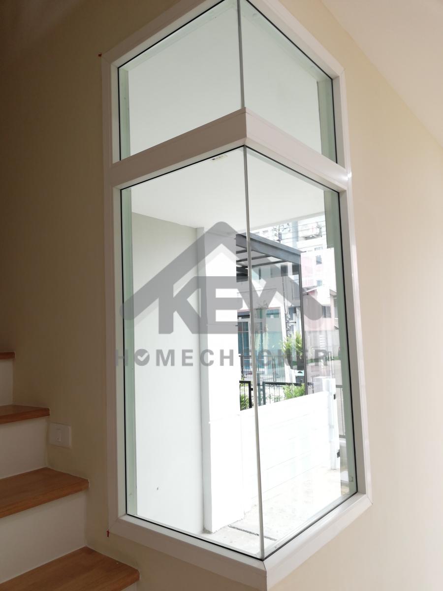 งานห้องโถง ห้องนั่งเล่น