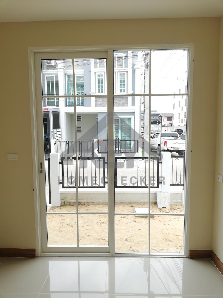 งานห้องโถง ห้องนั่งเล่น