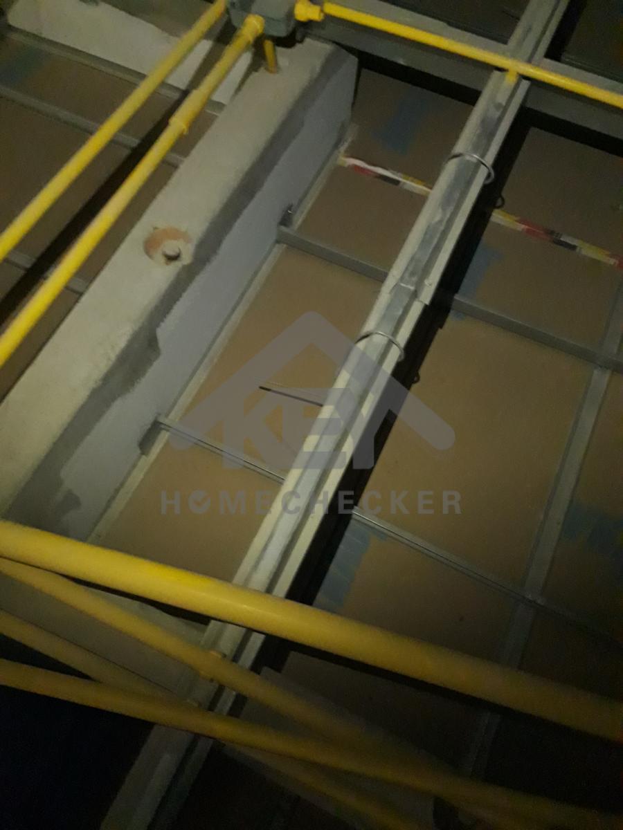 งานตรวจสอบหลังคา