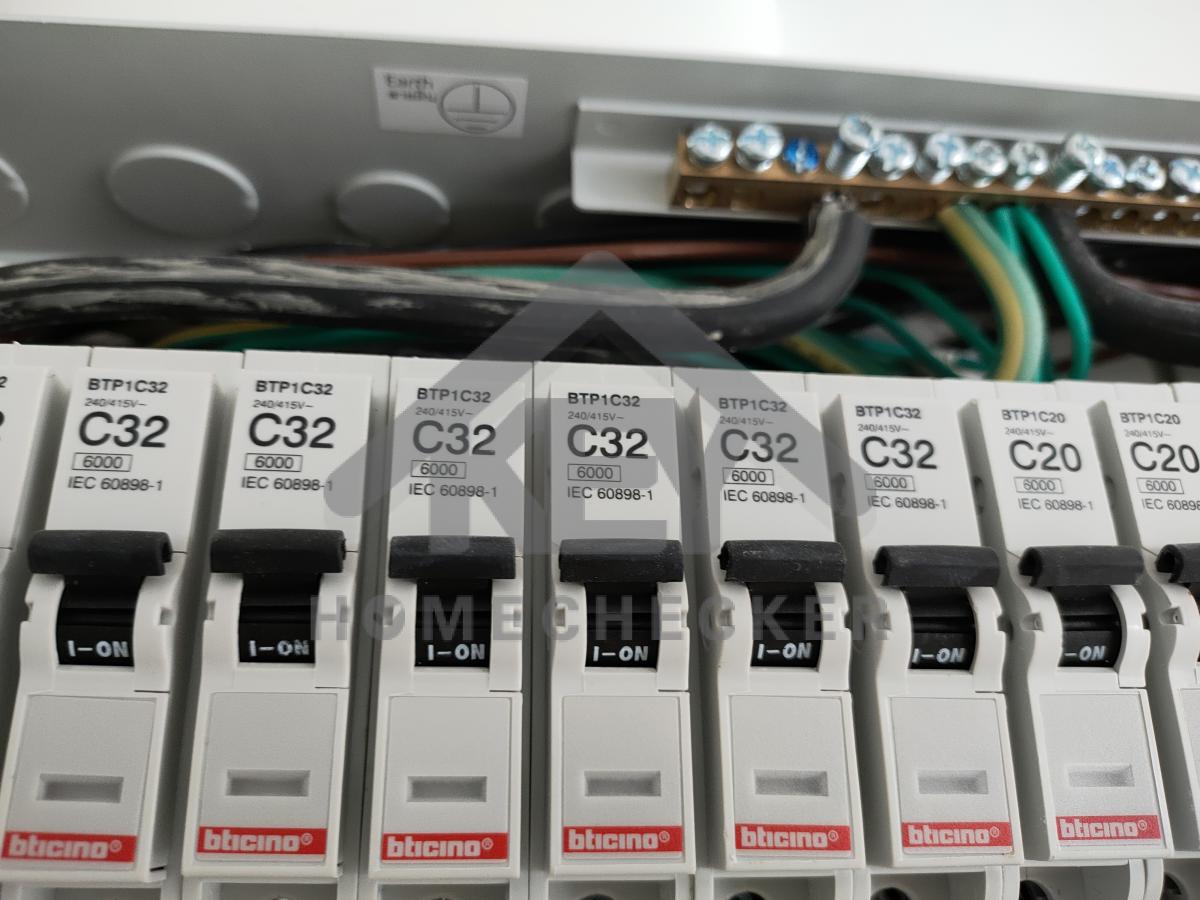 งานไฟฟ้าและระบบความปลอดภัย