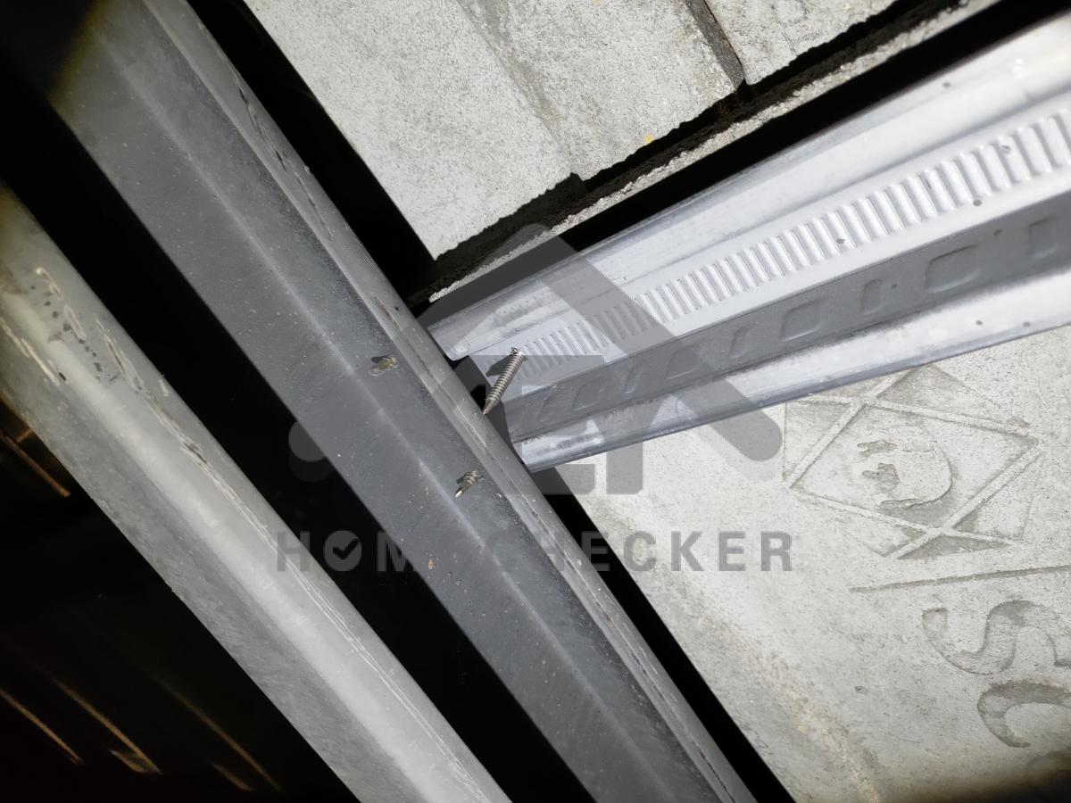 งานตรวจสอบหลังคา