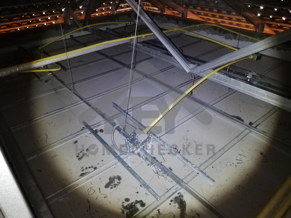 งานตรวจสอบหลังคา