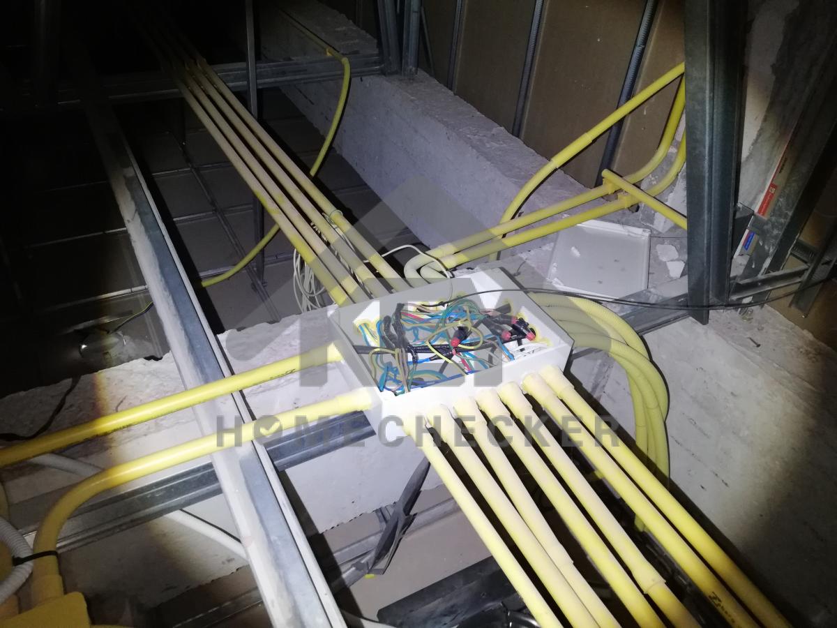 งานตรวจสอบหลังคา