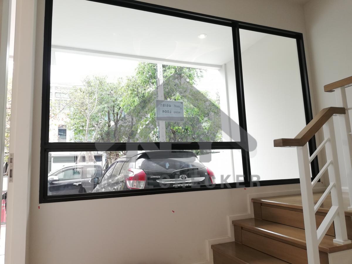 งานห้องโถง ห้องนั่งเล่น