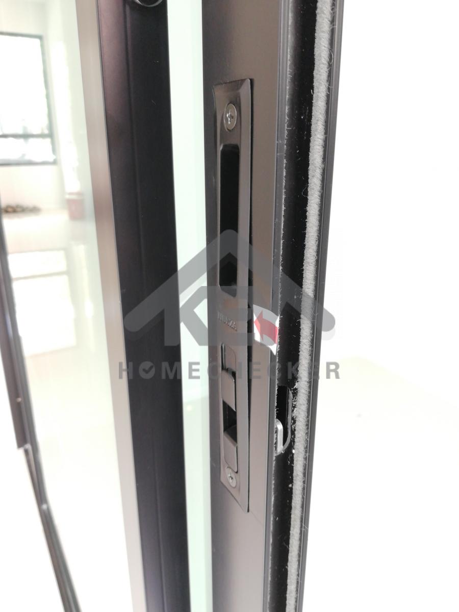 งานห้องโถง ห้องนั่งเล่น