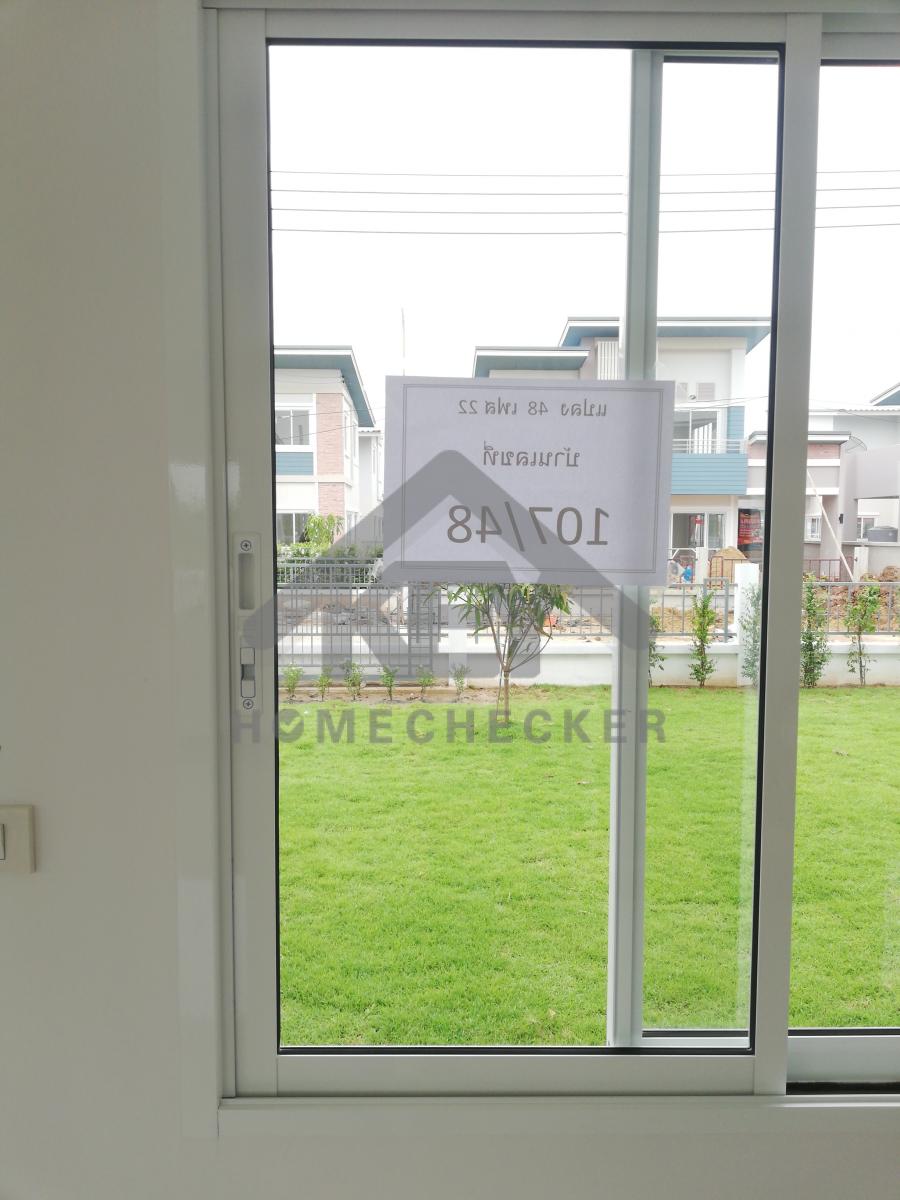 งานห้องโถง ห้องนั่งเล่น