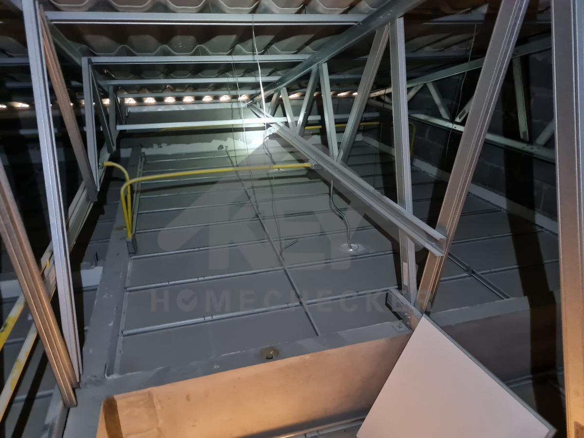 งานตรวจสอบหลังคา