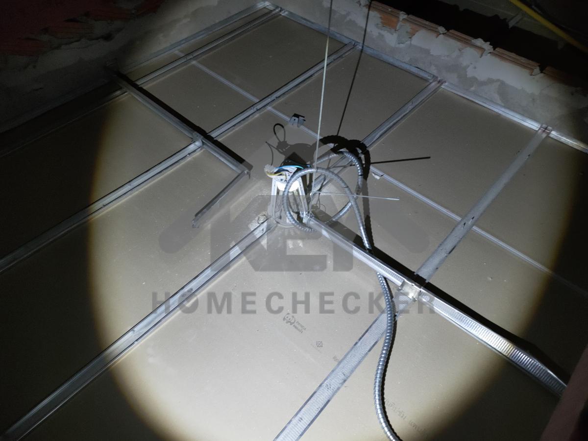 งานตรวจสอบหลังคา