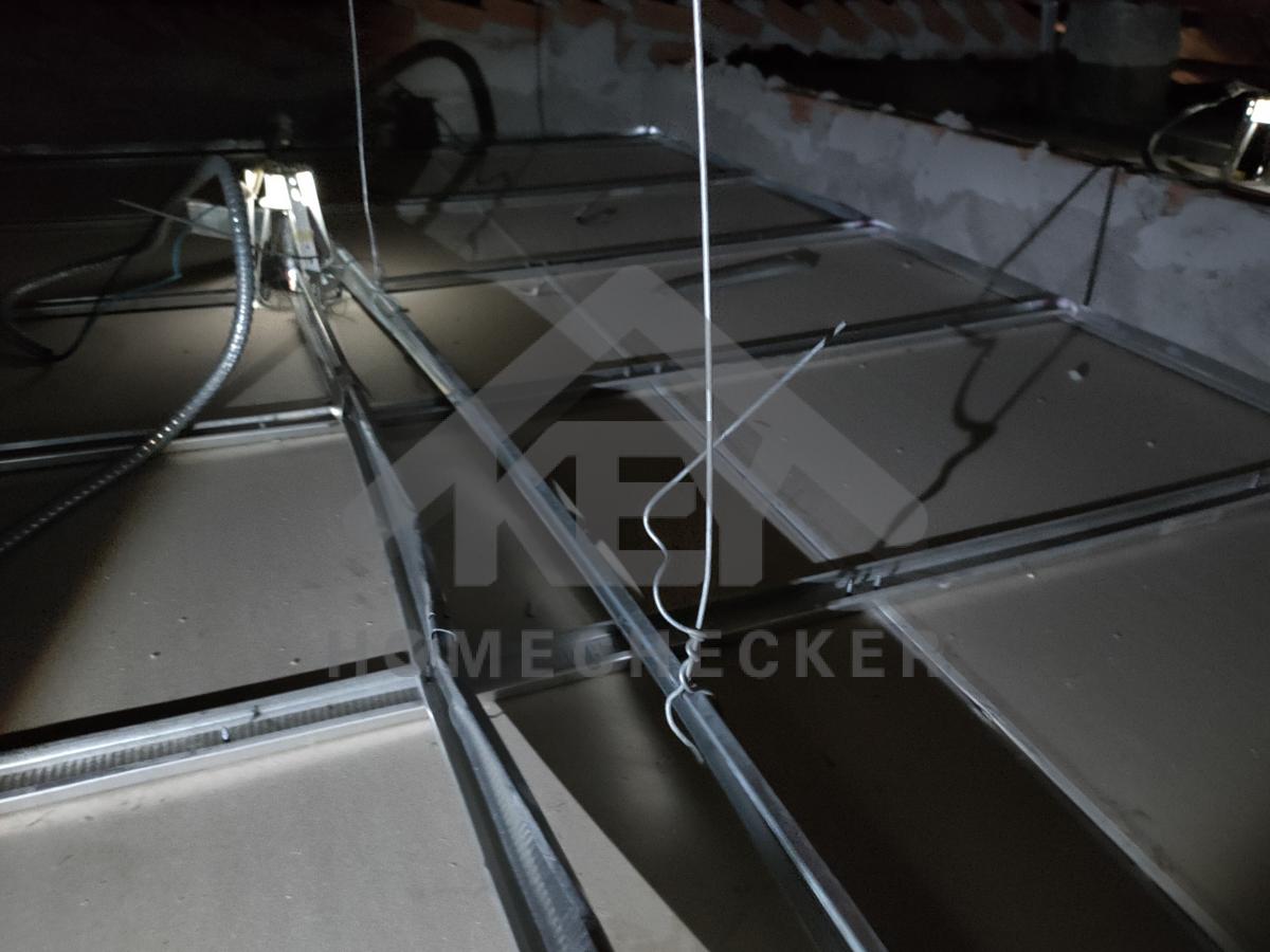 งานตรวจสอบหลังคา