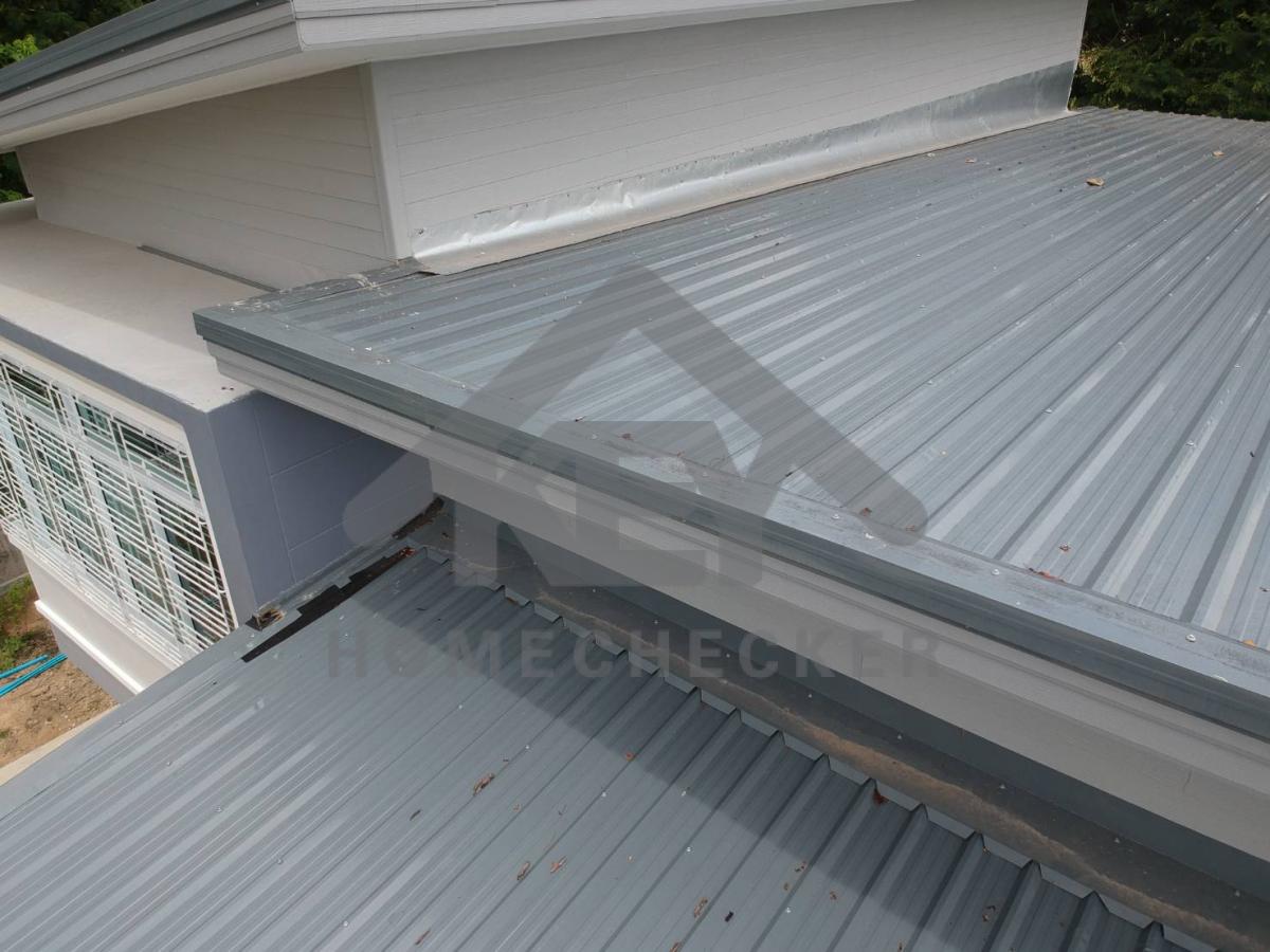 งานตรวจสอบหลังคา