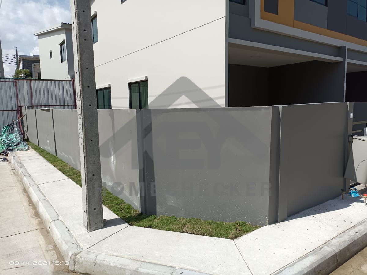 งานภูมิทัศน์และพื้นที่ภายนอกบ้าน