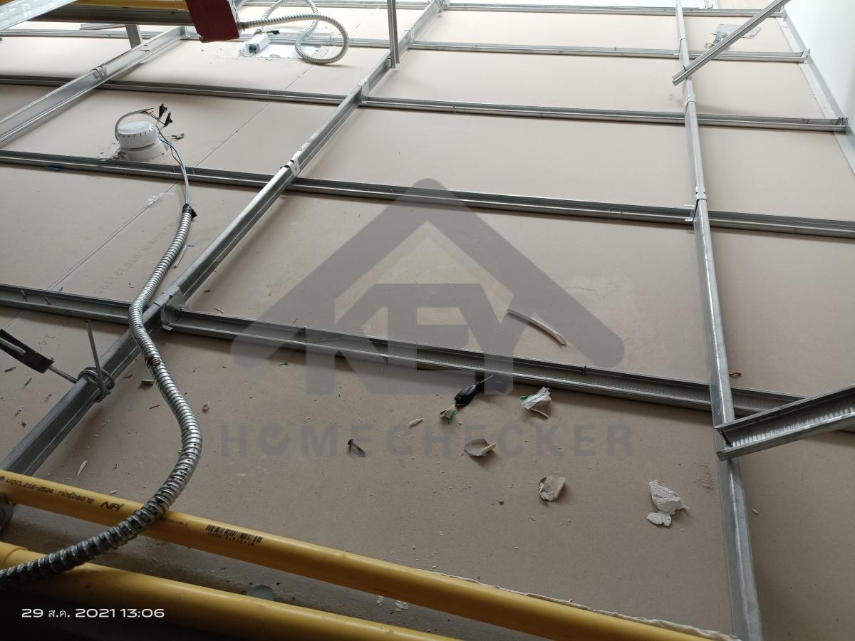 งานตรวจสอบหลังคา