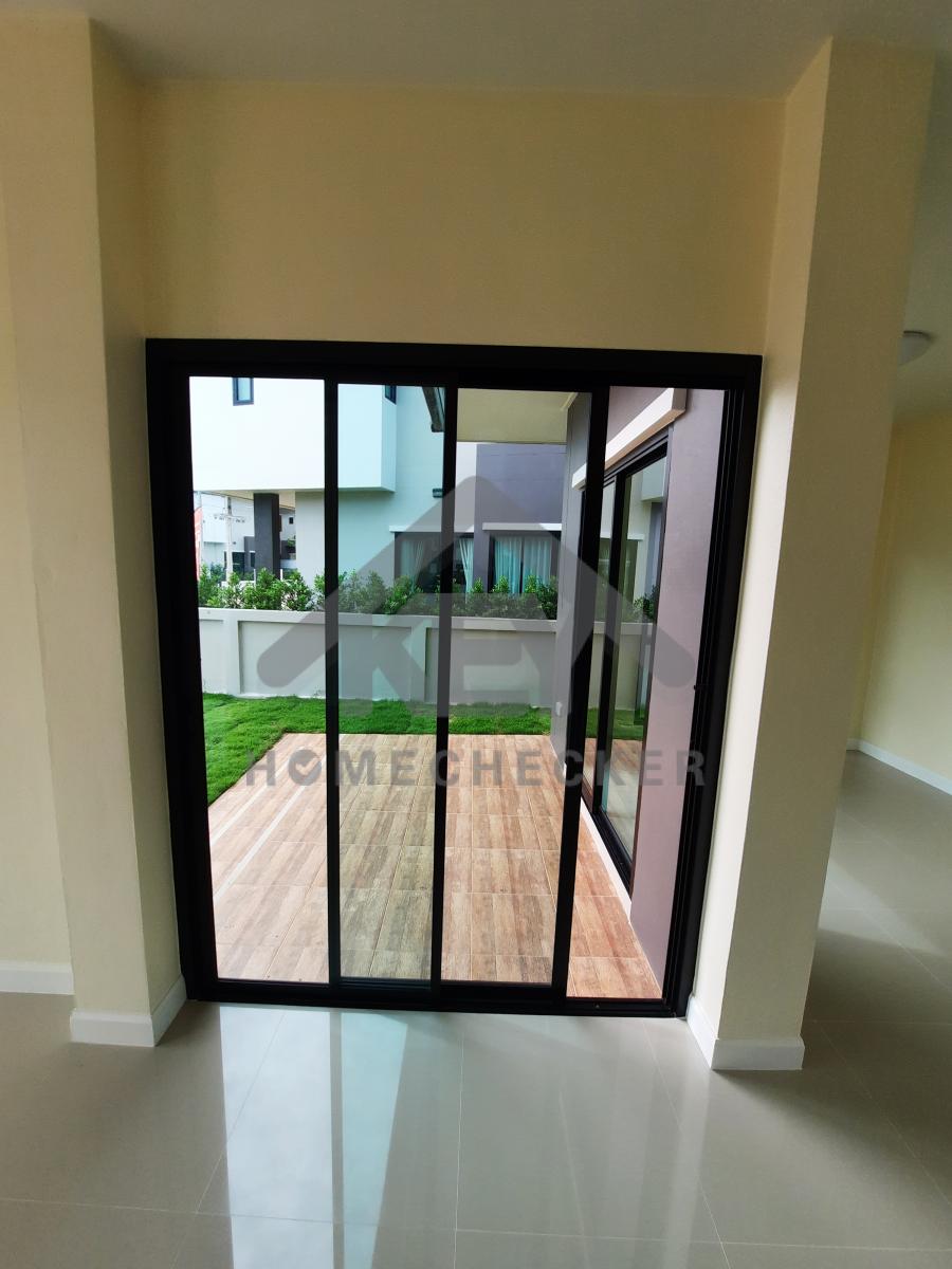 งานห้องโถง ห้องนั่งเล่น