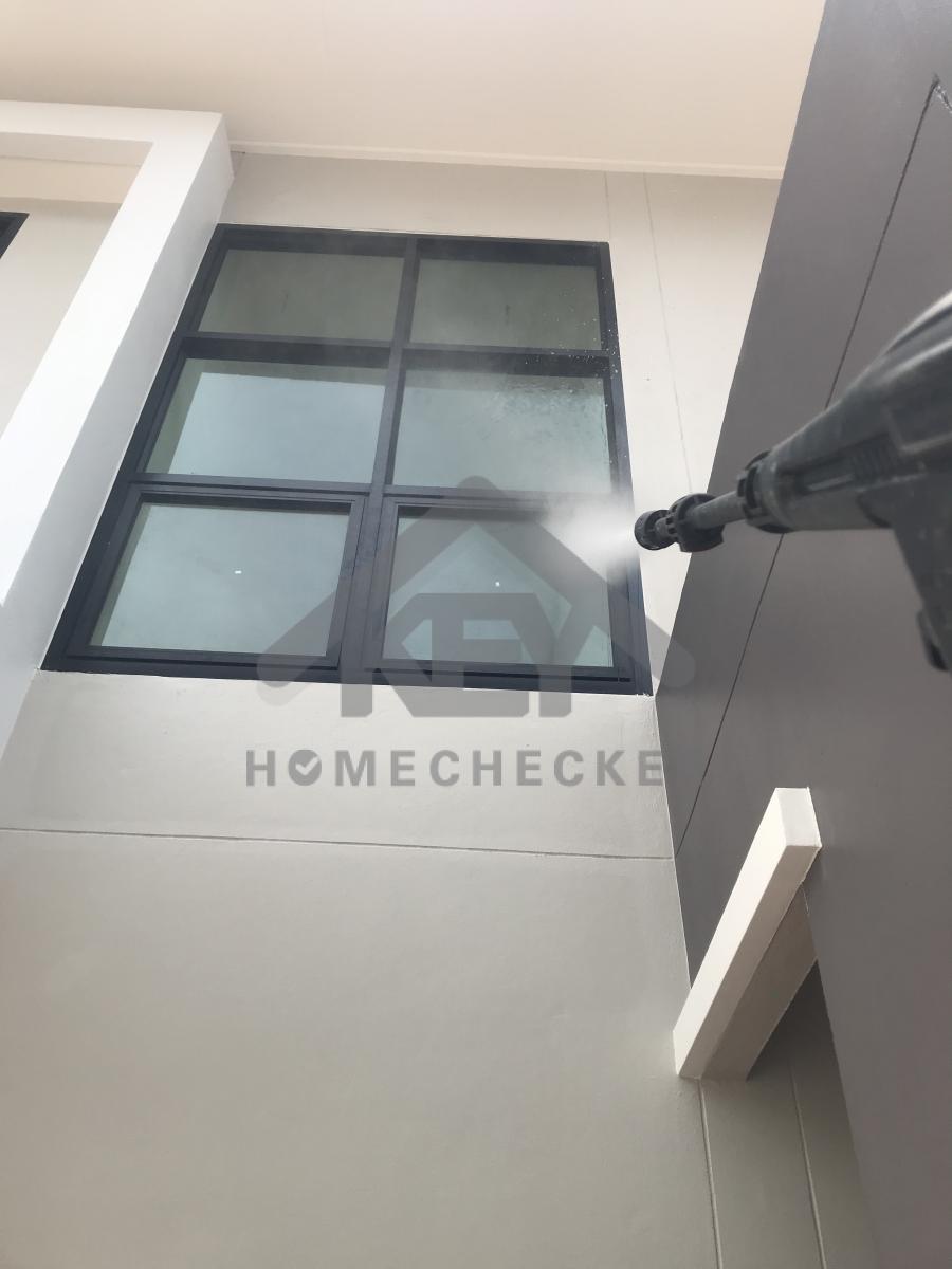 งานเทสน้ำ ประตูหน้าต่าง