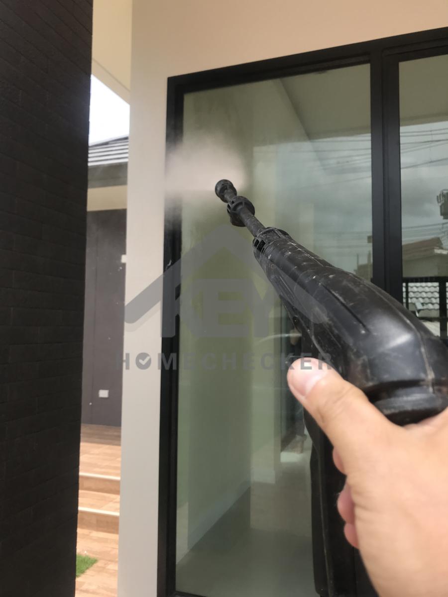 งานเทสน้ำ ประตูหน้าต่าง