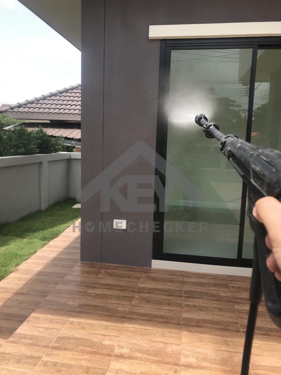 งานเทสน้ำ ประตูหน้าต่าง