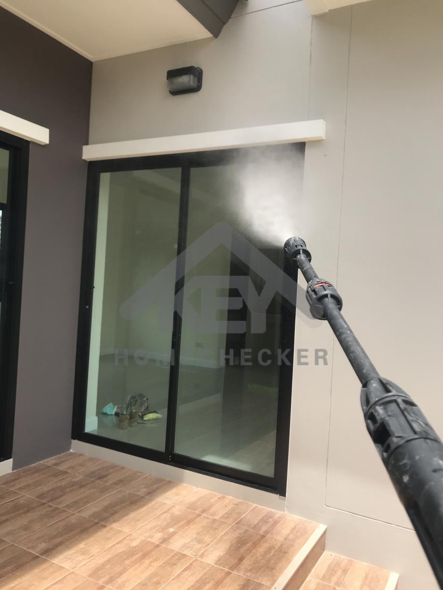 งานเทสน้ำ ประตูหน้าต่าง