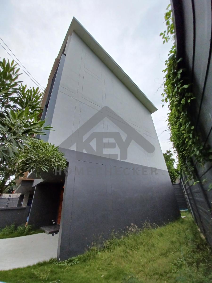 งานภูมิทัศน์และพื้นที่ภายนอกบ้าน