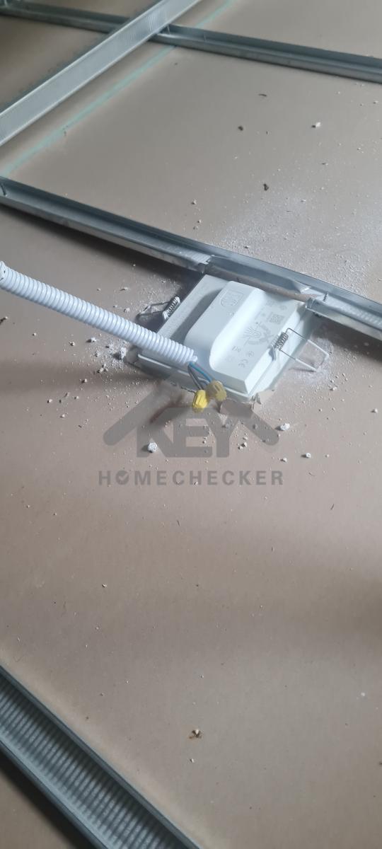 งานตรวจสอบหลังคา