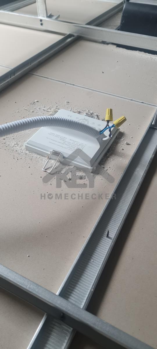 งานตรวจสอบหลังคา