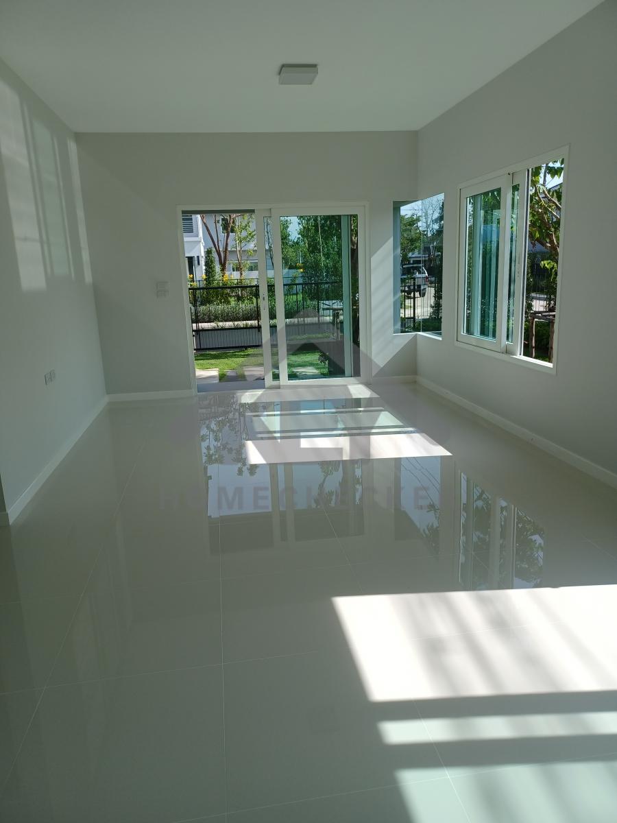 งานห้องโถง ห้องนั่งเล่น