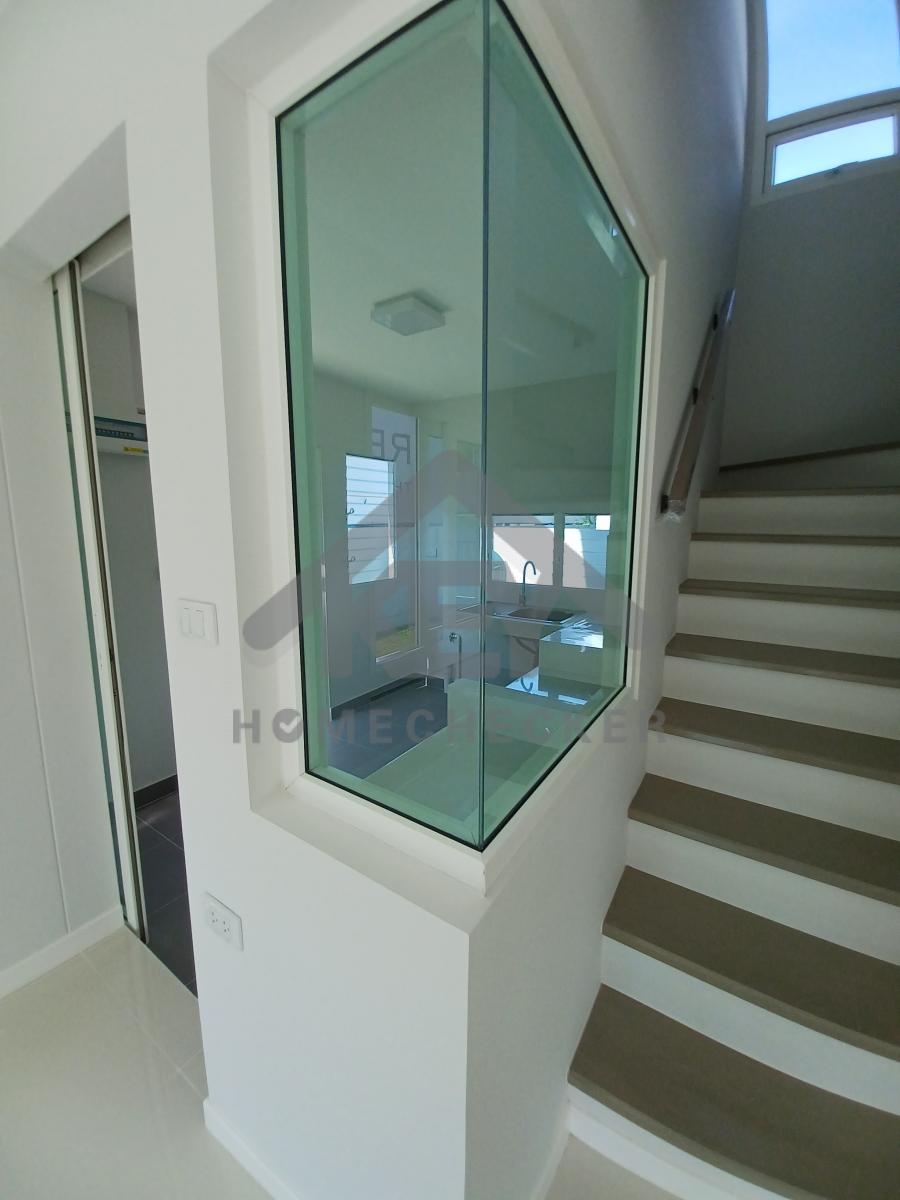 งานห้องโถง ห้องนั่งเล่น