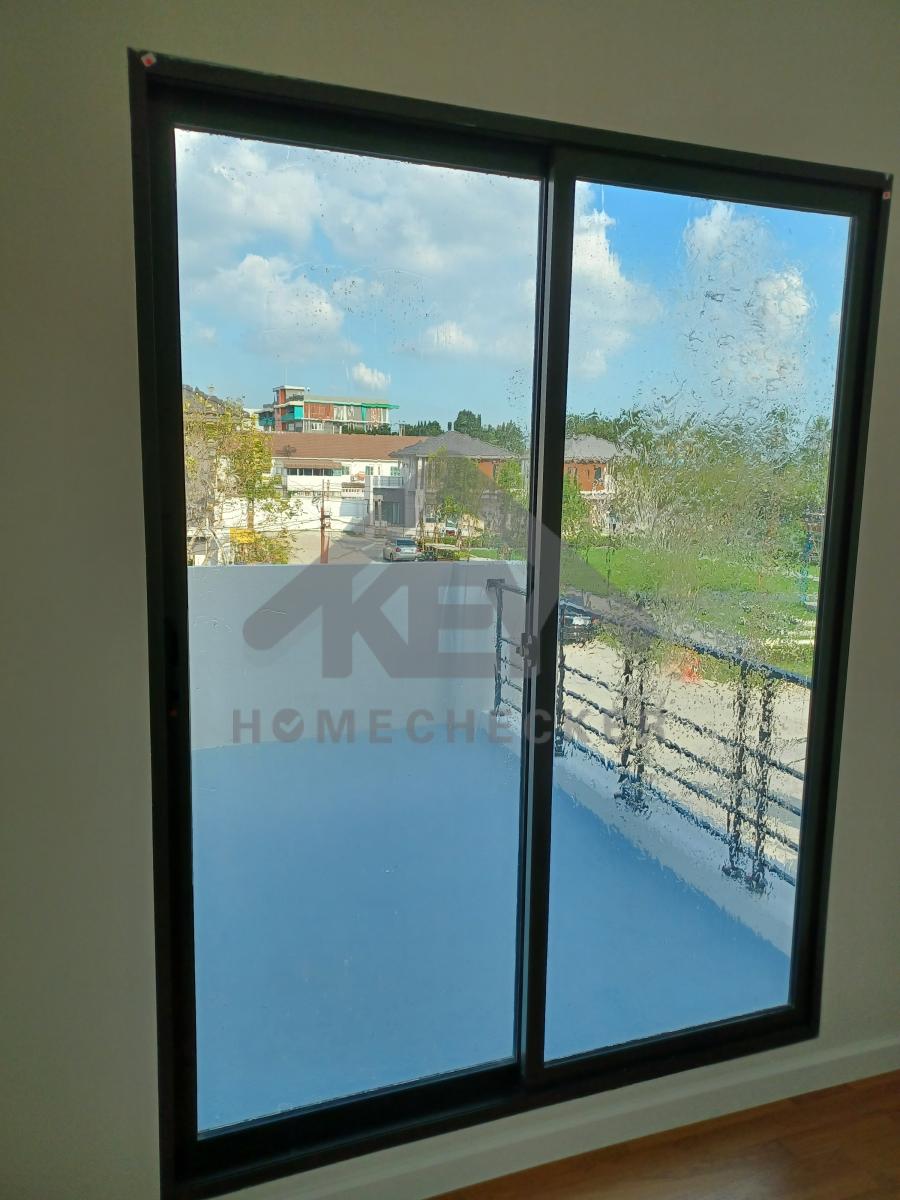 งานเทสน้ำ ประตูหน้าต่าง