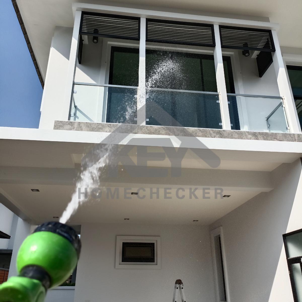 งานเทสน้ำ ประตูหน้าต่าง