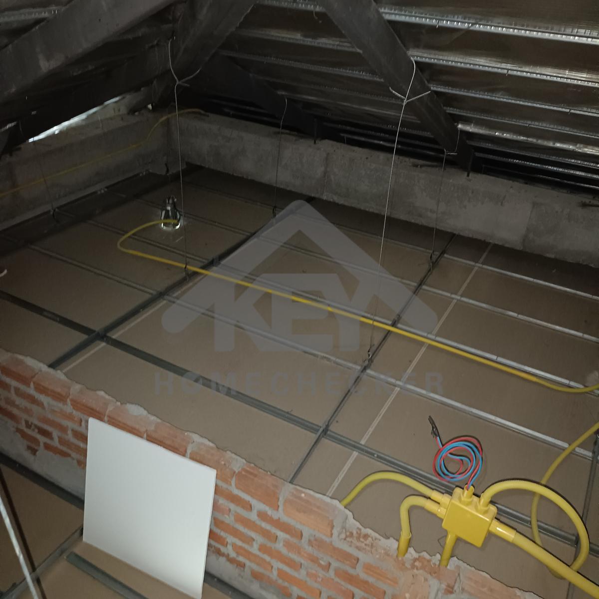 งานตรวจสอบหลังคา