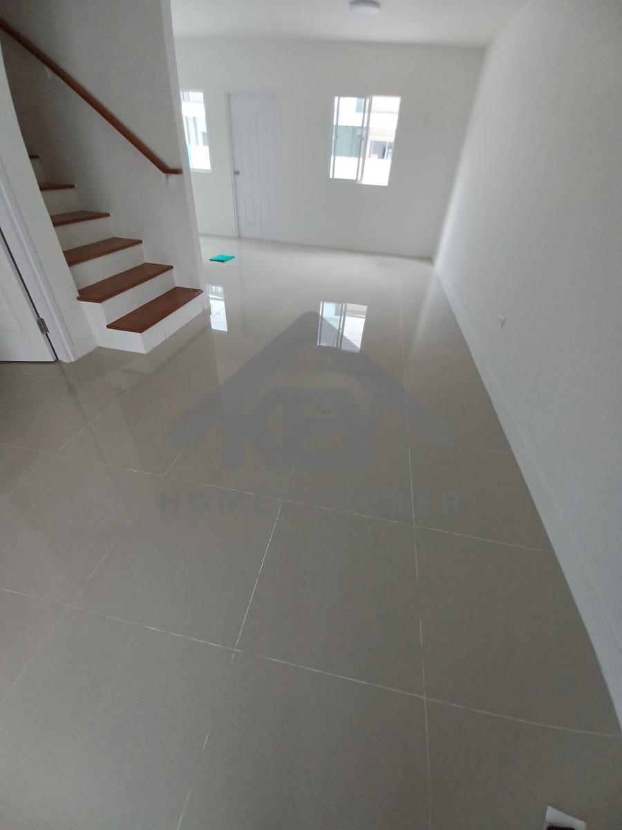 งานห้องโถง ห้องนั่งเล่น